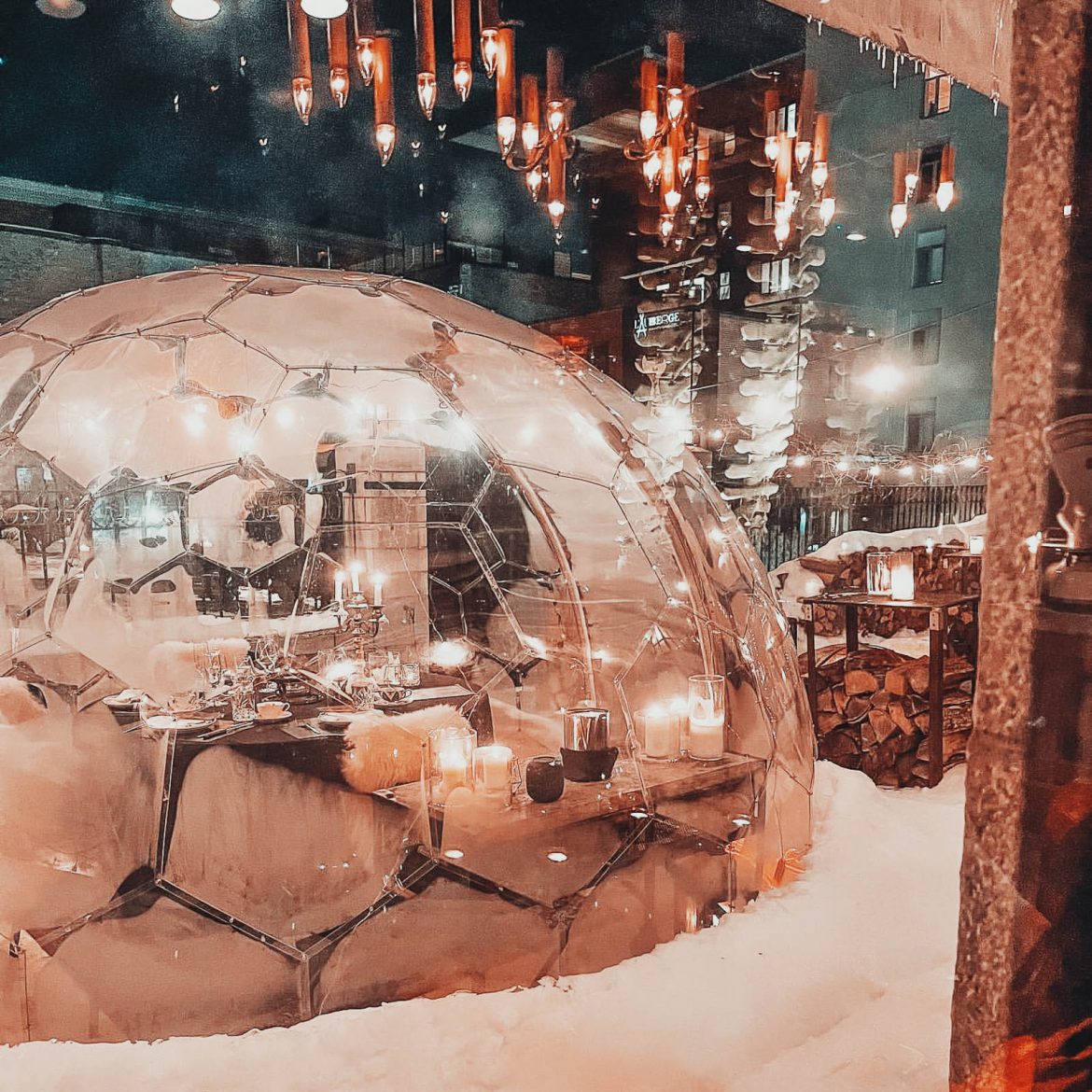 Cupola del pranzo nella neve