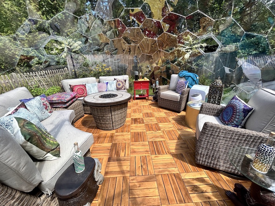 Marokkanisches Interieur einer Hinterhofkuppel