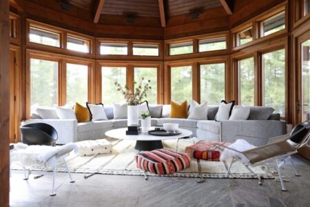 A beautiful round sunroom lounge