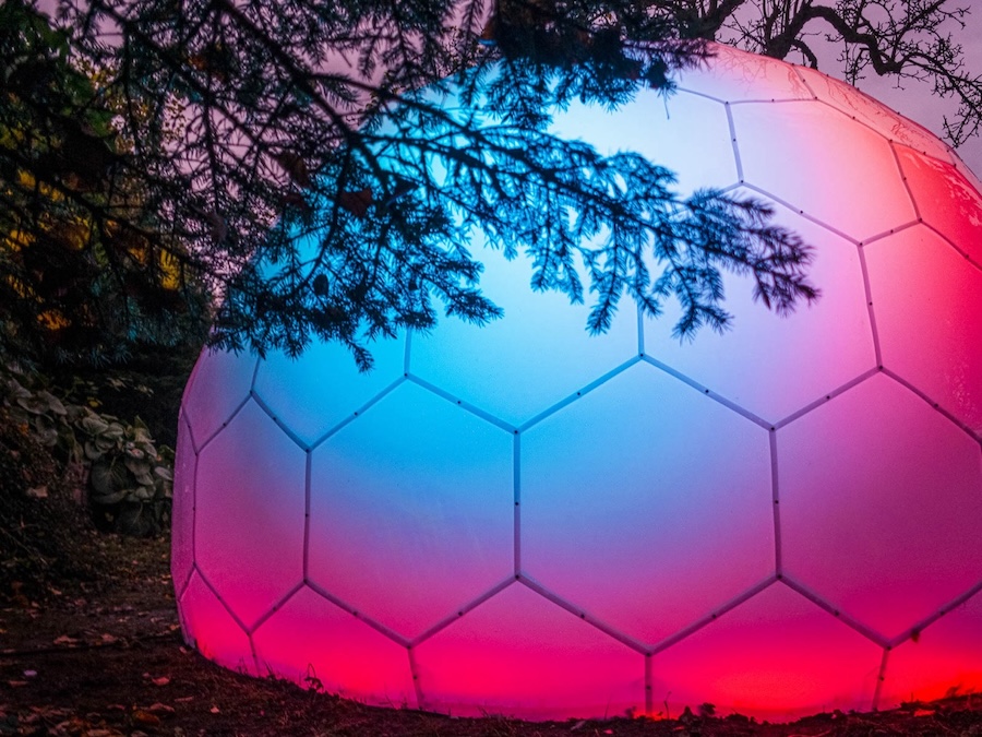 Design traslucido della cupola glamping