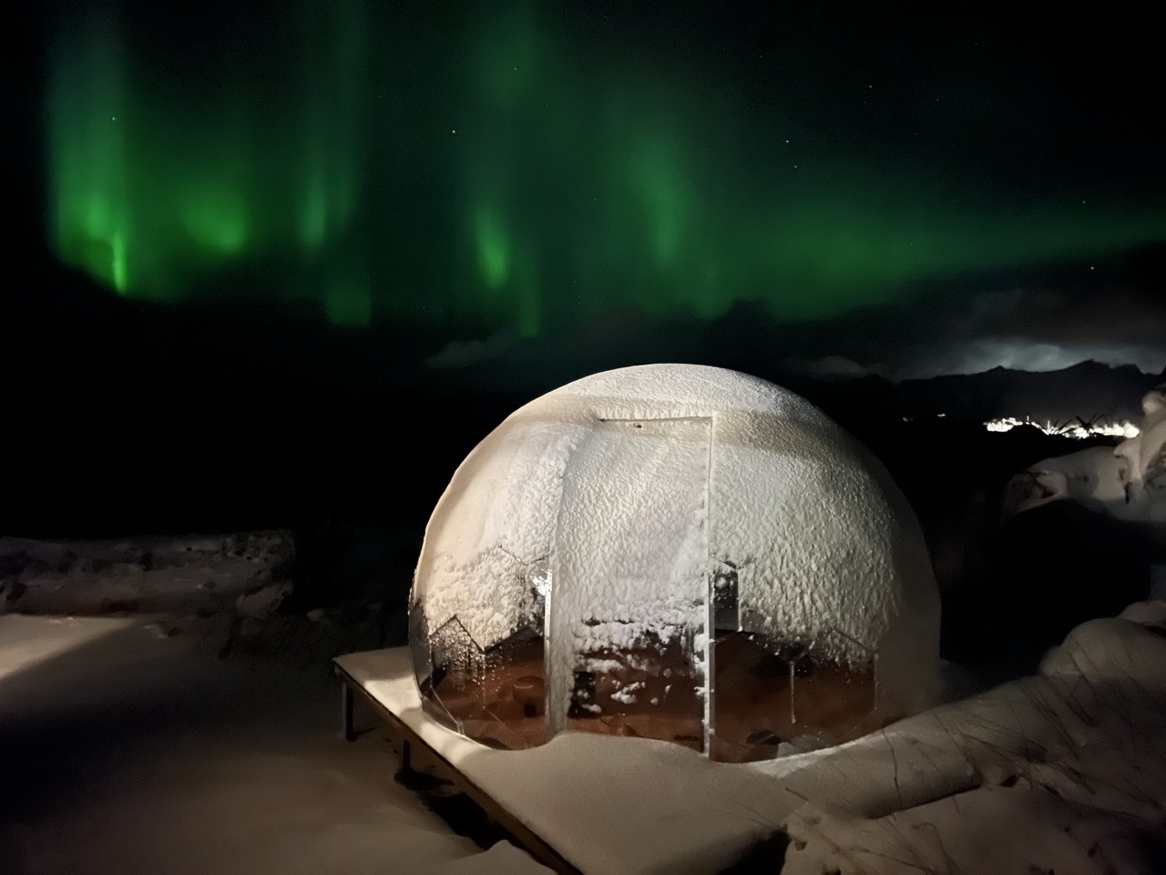 Northern lights dome