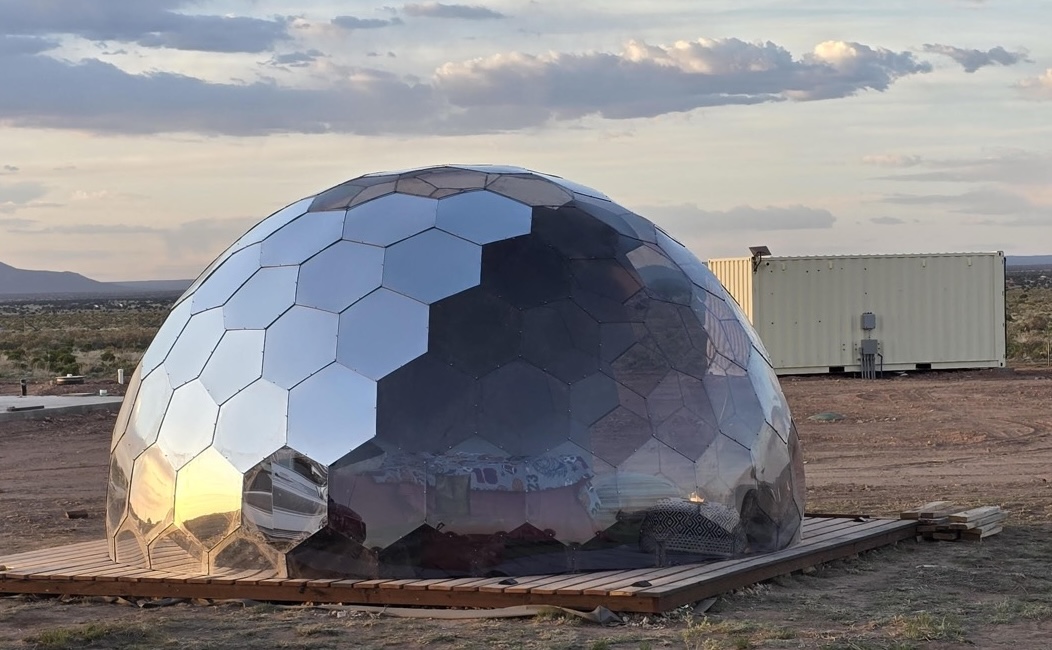 mirror-hexagon-dome