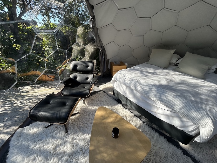 Outdoor garden dome bedroom furnishings