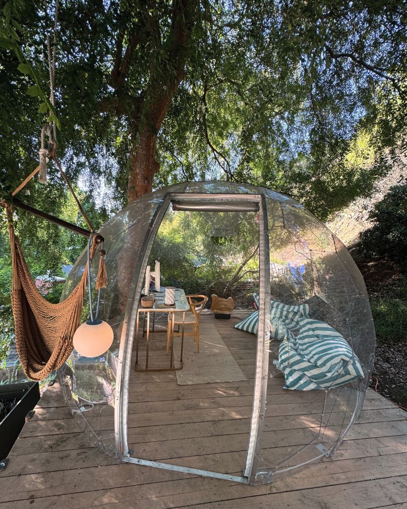 Outdoor office under the tree in LA