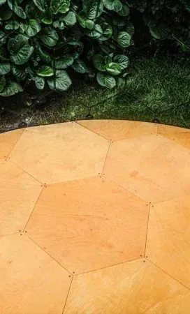 Outdoor igloo floor cover