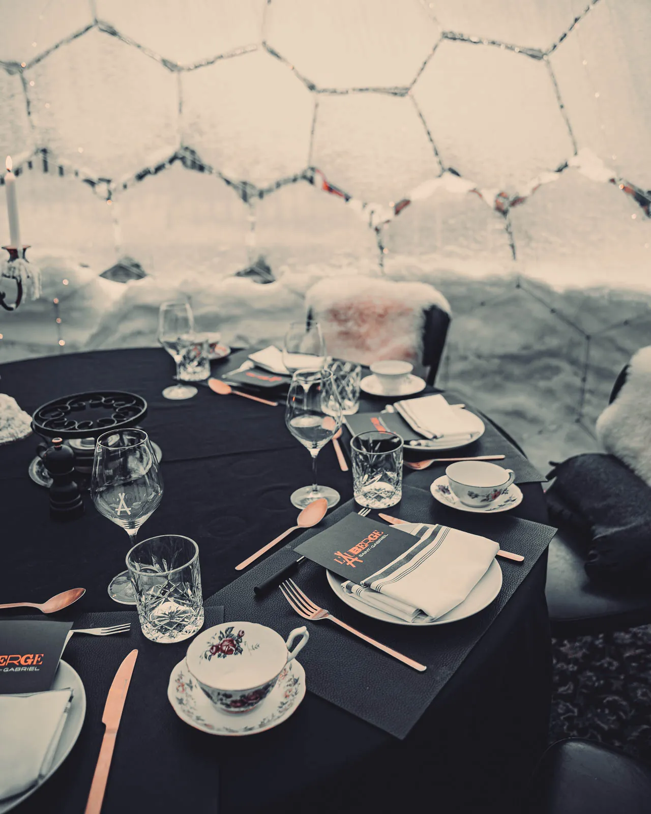 Table setting in a dining dome