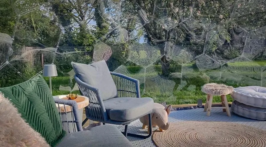 Beautifully furnished Hypedome in windy Ireland