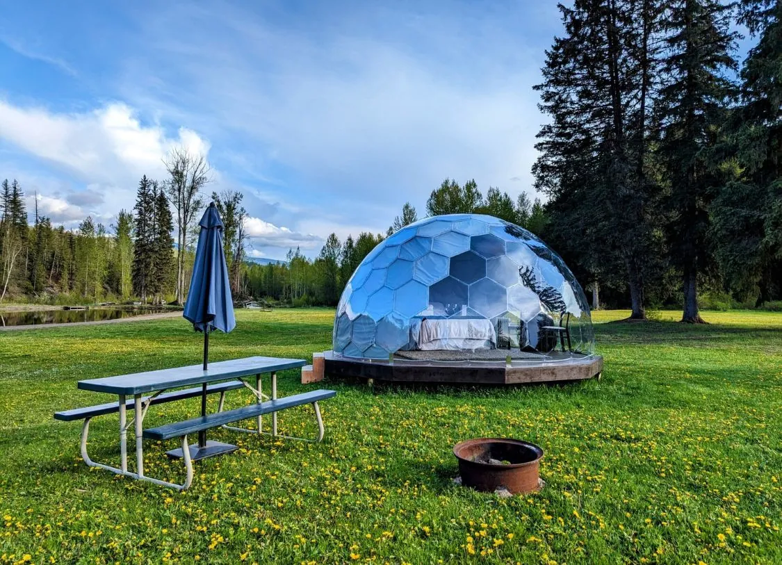 How to start a glamping business with a luxury geodesic dome in the countryside